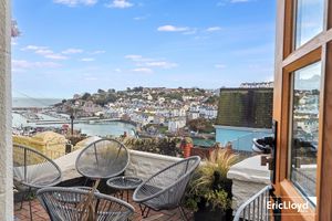 Photo 30- click for photo gallery